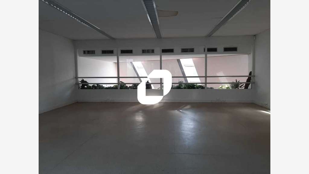 A louer Bureaux 280m² Dammarie les lys