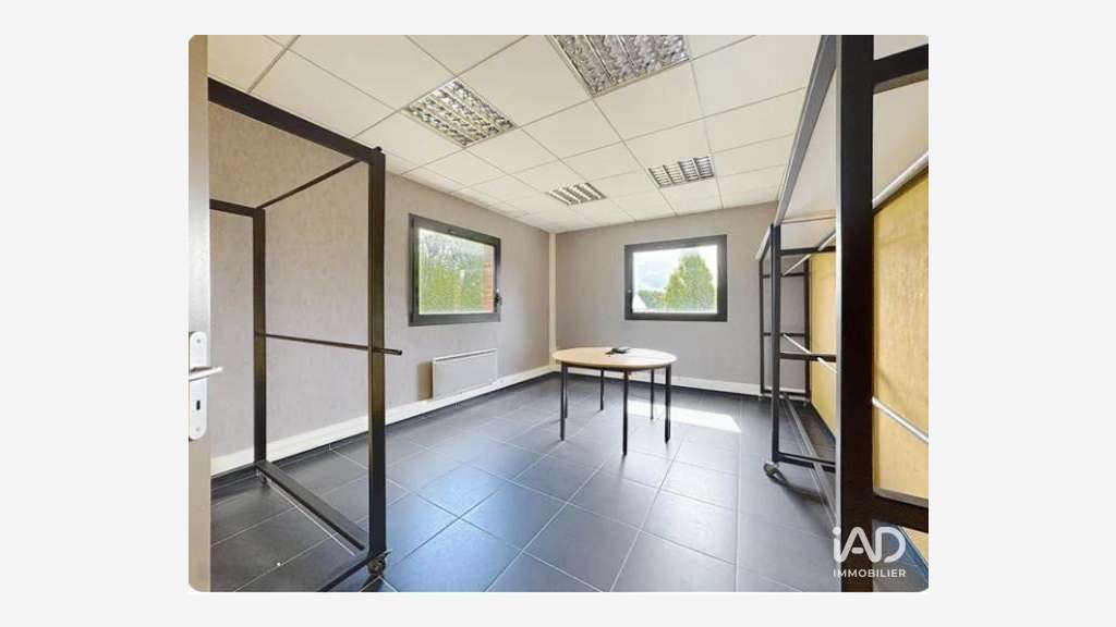 A louer plateau de bureaux 124m² à Courrières