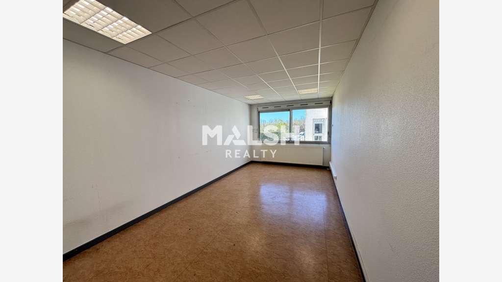 Bureaux à louer de 772m² divisibles à Dardilly