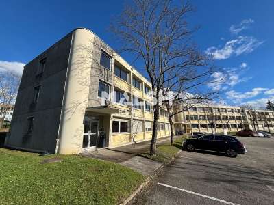 Bureaux à louer 194m² à Dardilly