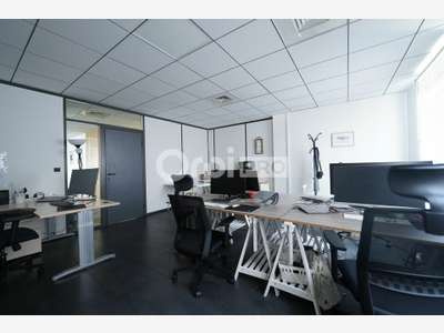 Bureau à louer 150m²  Zone Techlid Dardilly