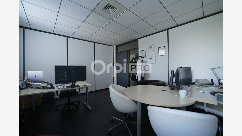Bureau à louer 150m² Zone Techlid Dardilly