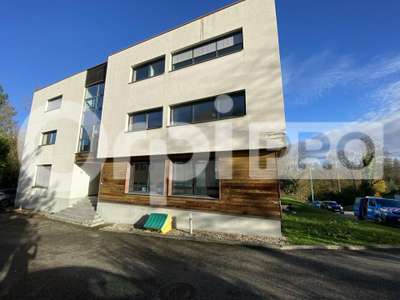 A louer bureaux 345m² divisibles à Dardilly 