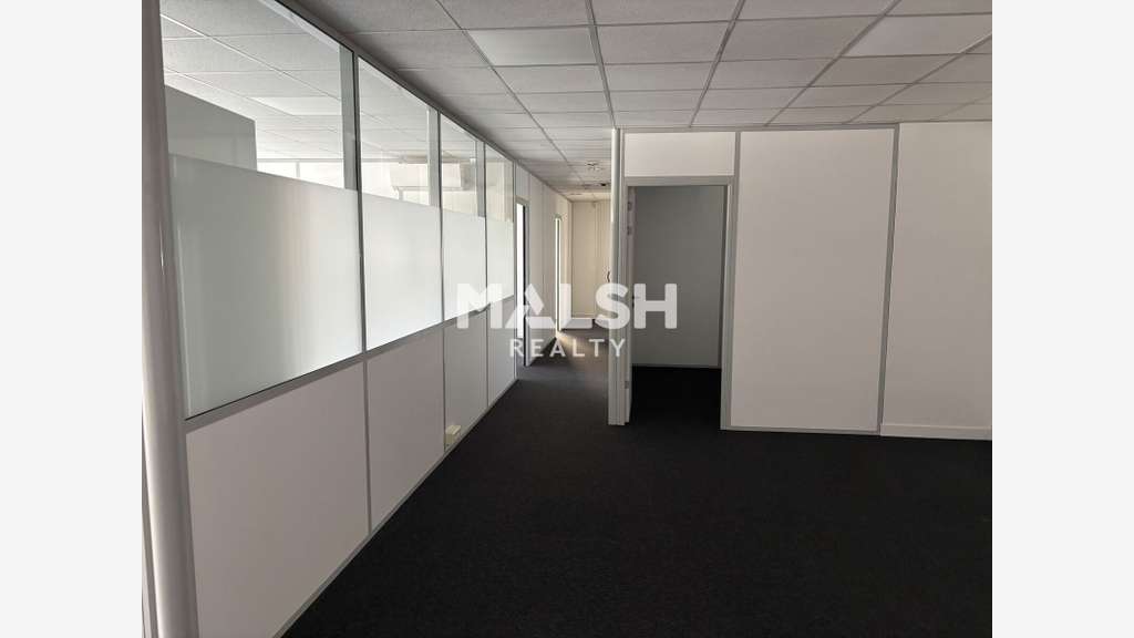 Bureaux à louer 115m² à Dardilly Jubin