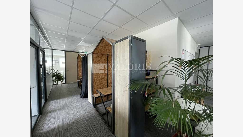 Bureaux 343m² à louer à Dardilly TECHLID