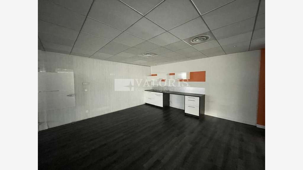 Bureaux à partir de 127m² à louer à Dardilly