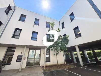 A louer Bureaux 124m² Dardilly