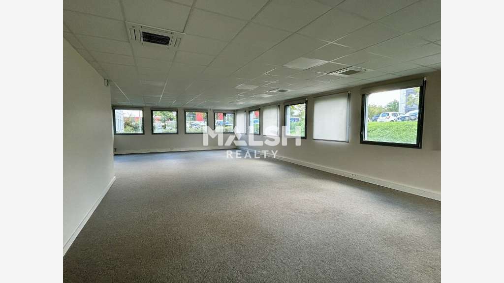 Bureaux à louer 143m² à Dardilly
