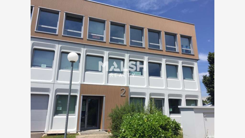Bureaux à louer 143m² à Dardilly