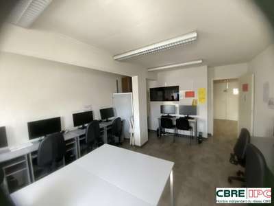 Location bureaux 151m² R+2 à Dax Sablar