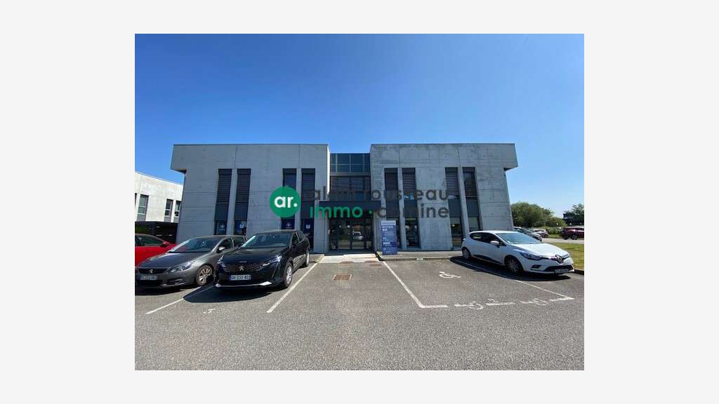 A louer bureaux 217m² parfait état à St Herblain