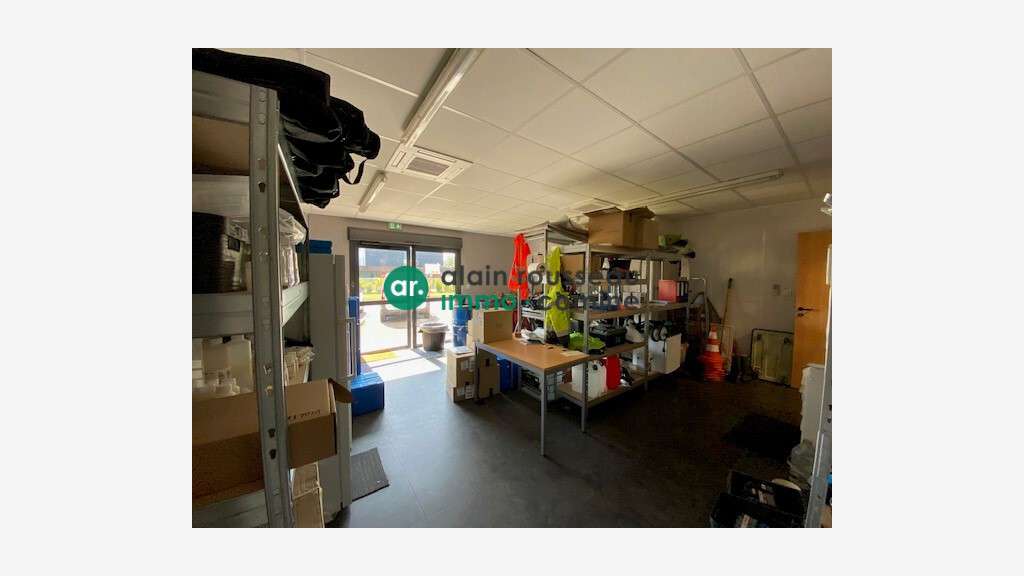 A louer bureaux 217m² parfait état à St Herblain