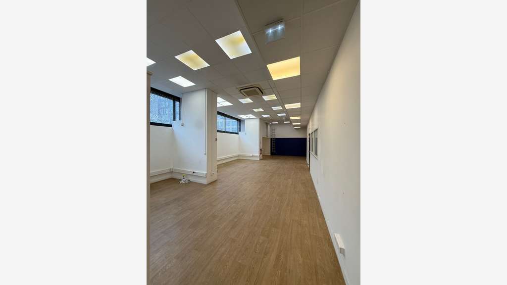 A louer bureaux de 310m² à Marseille Joliette