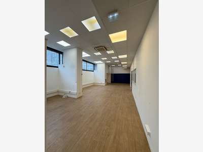 A louer bureaux de 310m² à Marseille Joliette