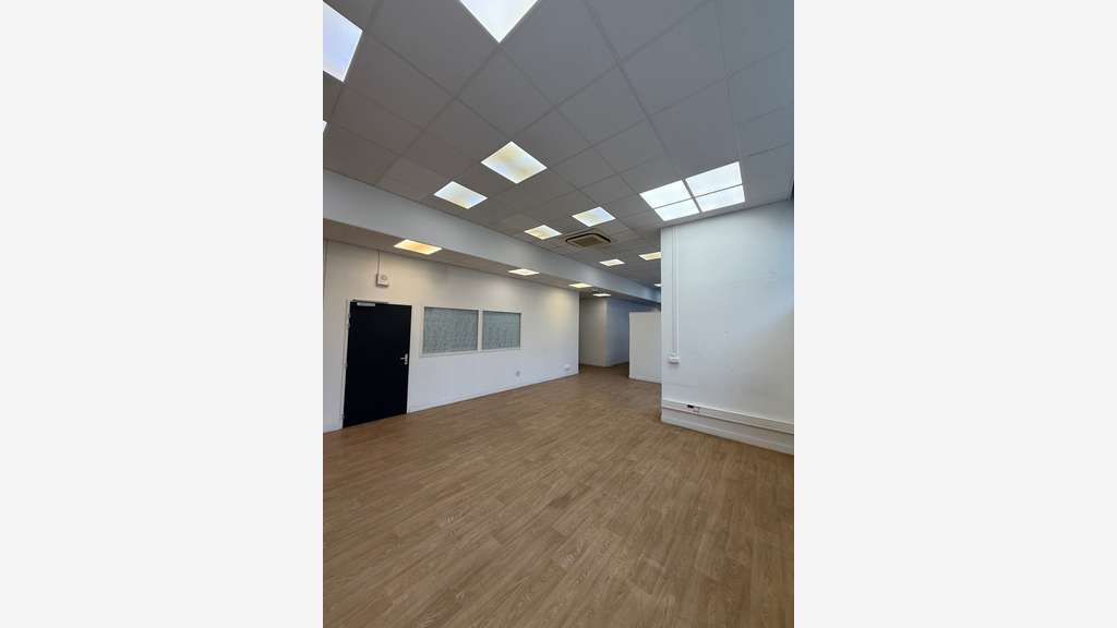 A louer bureaux de 310m² à Marseille Joliette