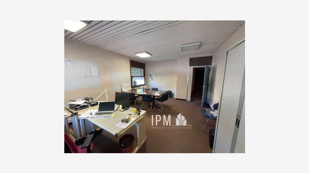 A louer bureaux de 477m² Châteauneuf de Martigues