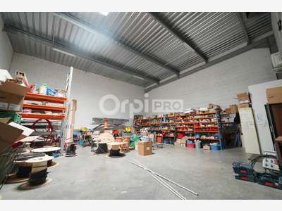 Vente local mixte 234m²  à Bron