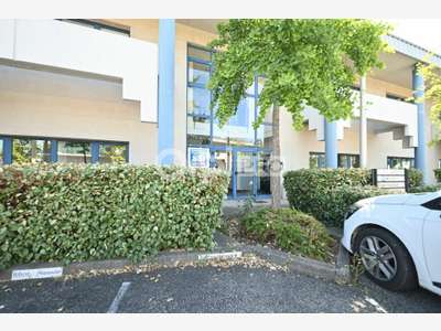 Vente local mixte 234m²  à Bron