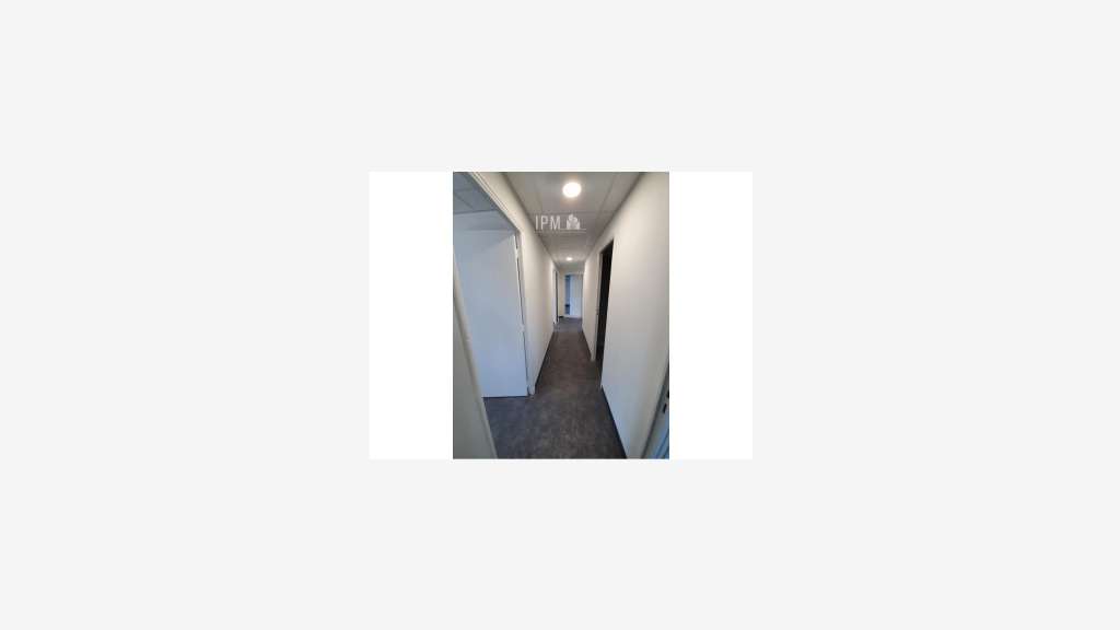 A louer bureaux 94m² Aubagne ZI Les Paluds