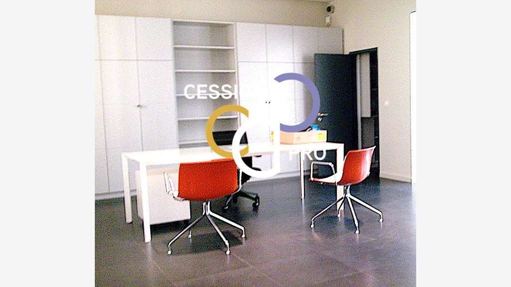 A louer bureaux d'exception 220m² à Nîmes centre