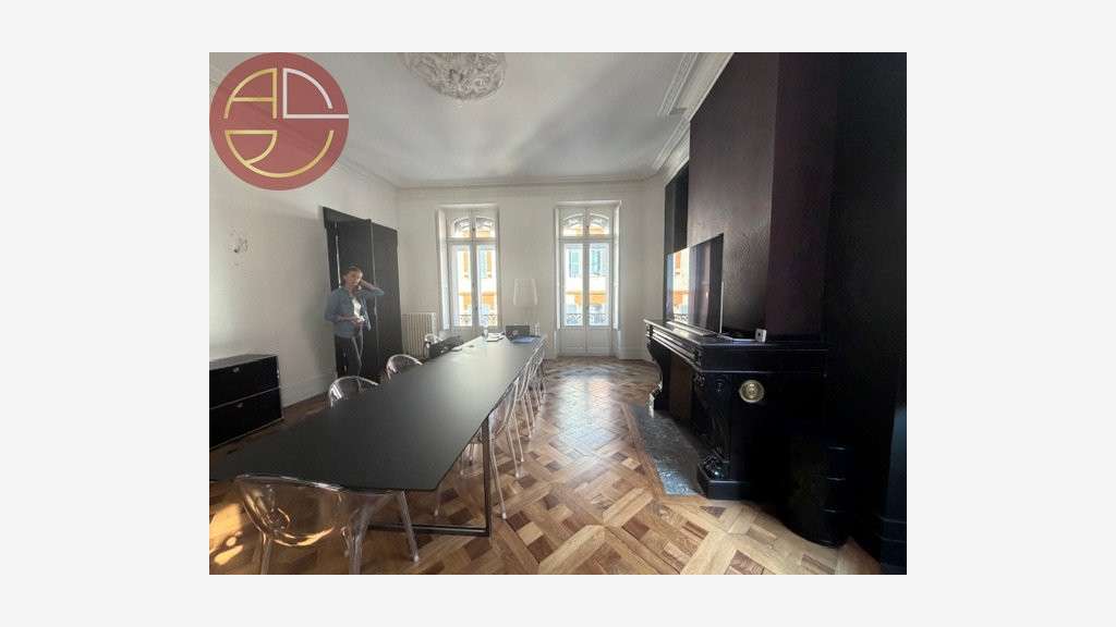 A louer bureau 165m² Toulouse hypercentre Capitole