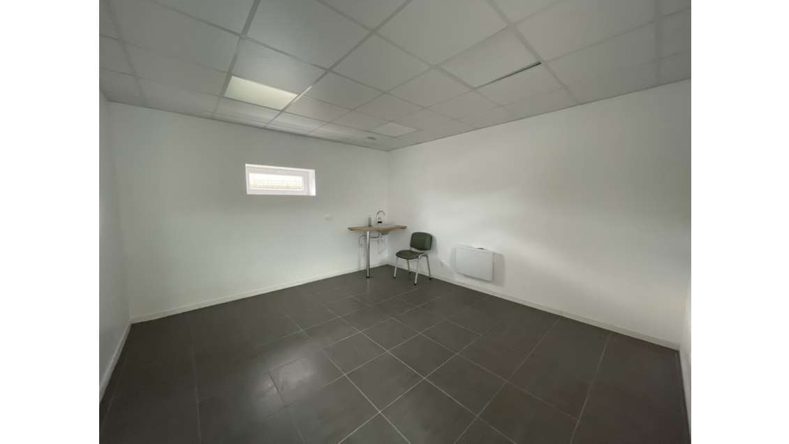 A louer local de 16.56m² dans pole santé à Déville