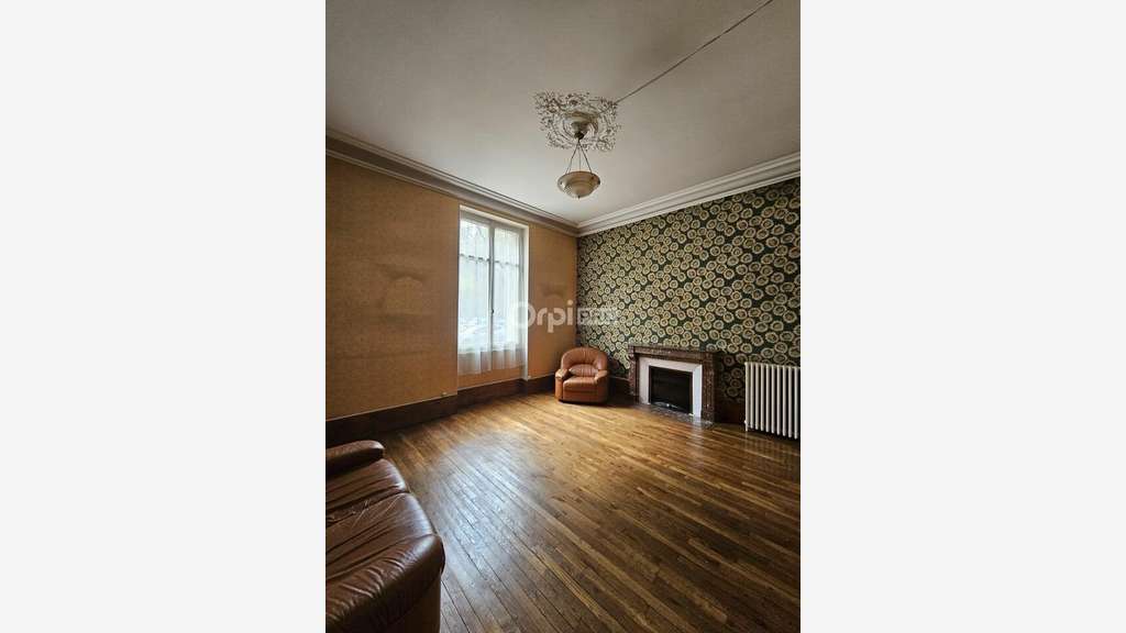A louer bureaux 64m² RDC Dijon Pl Auguste Dubois