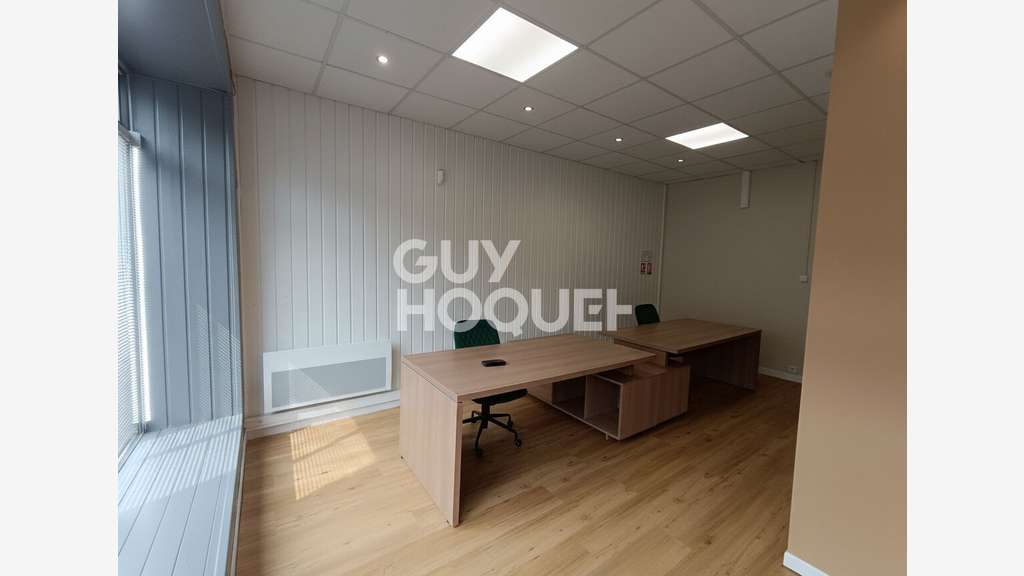 Location local commercial 47m² à Dinan