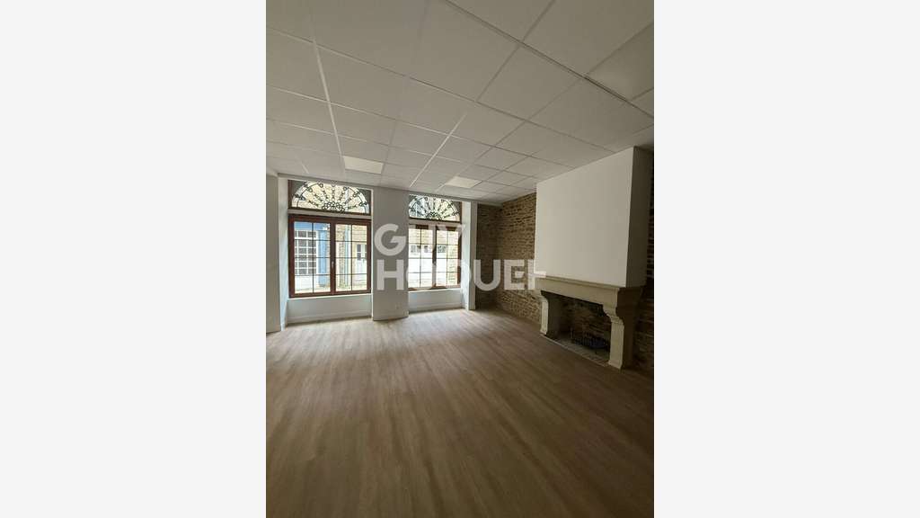 A louer bureaux 65m² en centre ville de Dinan