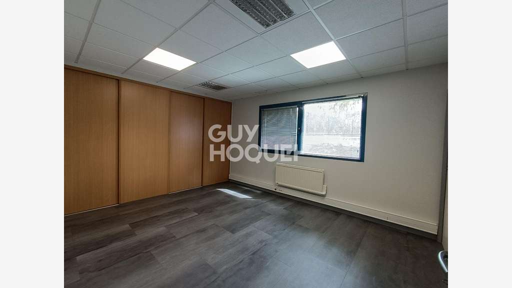 A louer bureaux de 17m² à Taden prox 4 voies