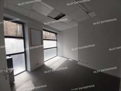 A LOUER - PLATEAU DE BUREAUX - DINAN CENTRE-VILLE