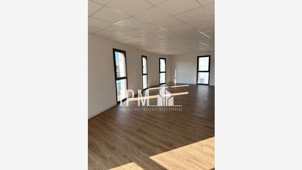 A louer bureaux 155m² divisibles à Aix-en-Provence