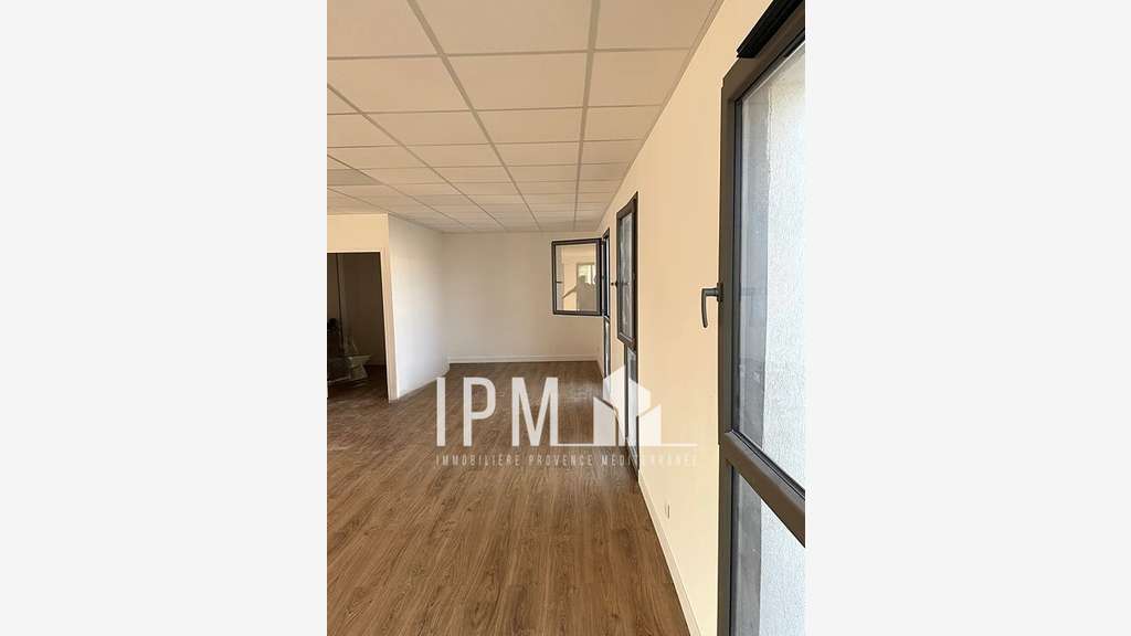 A louer bureaux 155m² divisibles à Aix-en-Provence