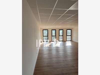 A louer bureaux 155m² divisibles à Aix-en-Provence