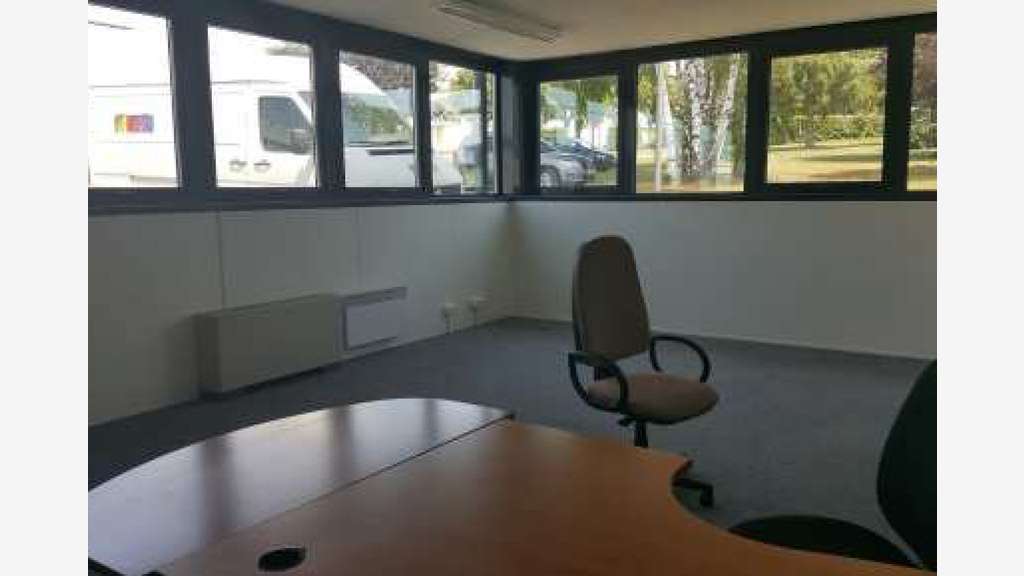 Loue bureaux divisibles dès 17m² dans la Nièvre