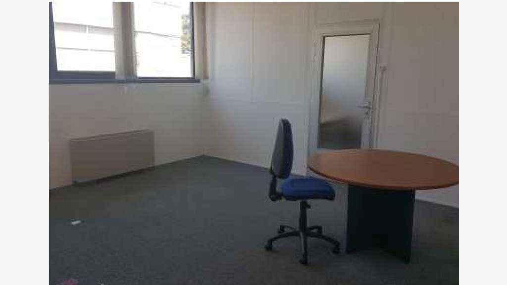 Loue bureaux divisibles dès 17m² dans la Nièvre