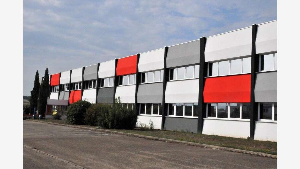 Loue bureaux divisibles à partir de 100m² à Mâcon