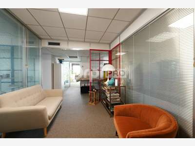A louer plateau 375m² R+4 à Lyon 9e l'Espace