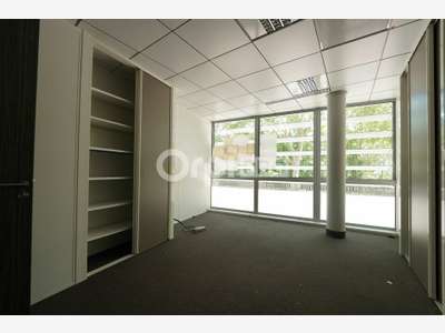 A louer plateau 375m² R+4 à Lyon 9e  l'Espace 