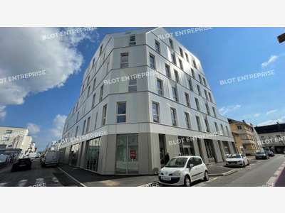 A louer bureaux 88m² à Saint-Nazaire centre