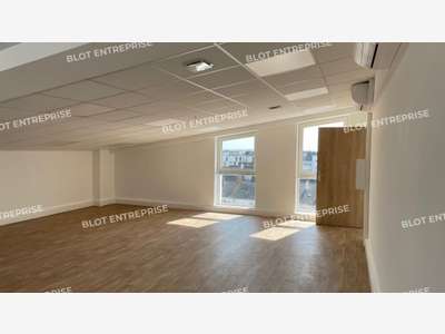 A louer bureaux 88m² à Saint-Nazaire centre