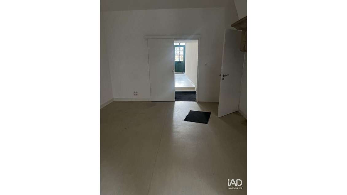 A louer bureau de 130m² refait à neuf à Dole