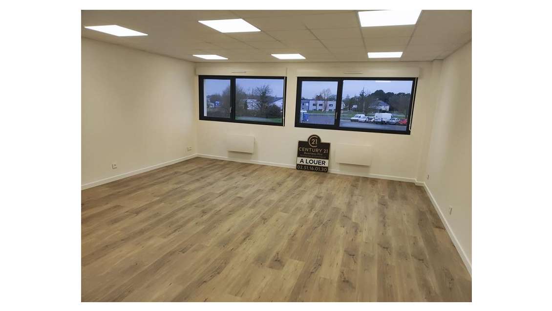 A louer cellule d'activité à Donges Les Six Croix