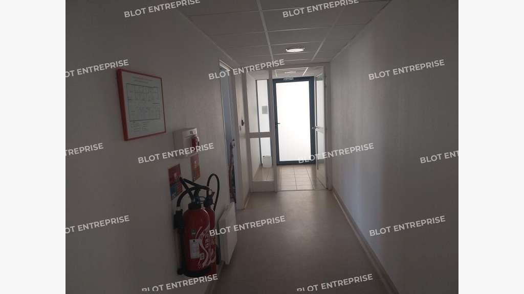A louer bureaux fonctionnels de 217m² à Douarnenez