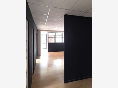 A louer bureaux 165m² axe très passant Draguignan