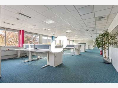 A louer Bureaux 488m² Drancy