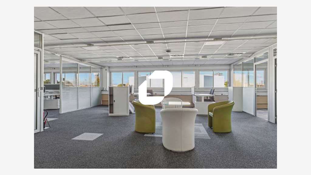A louer Bureaux 400m² Drancy