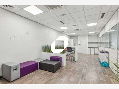 A louer Bureaux 200m² Drancy