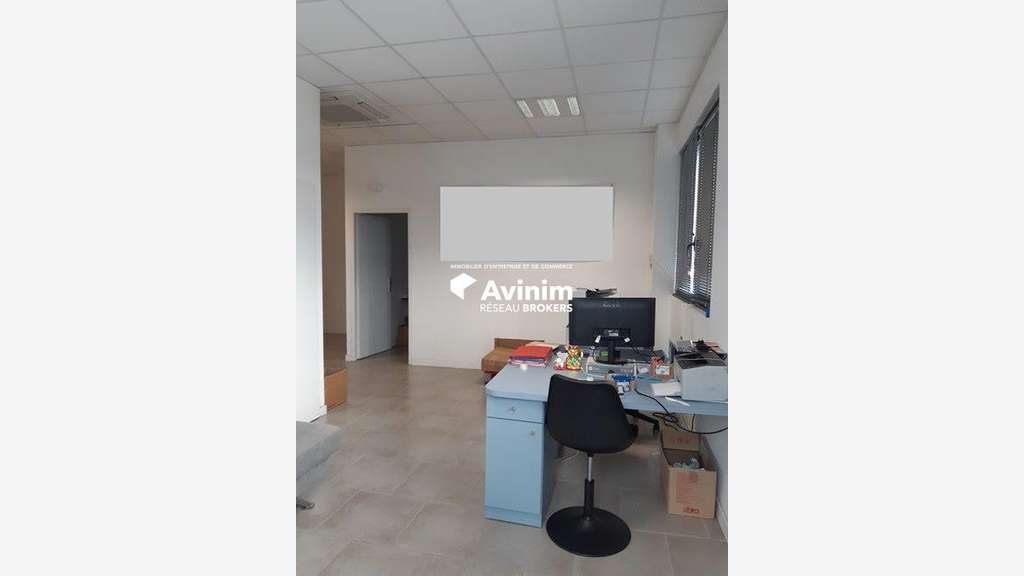 Local 60m² à louer ZAC de Drumettaz-Clarafond