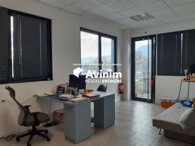 Local 60m² à louer ZAC de Drumettaz-Clarafond